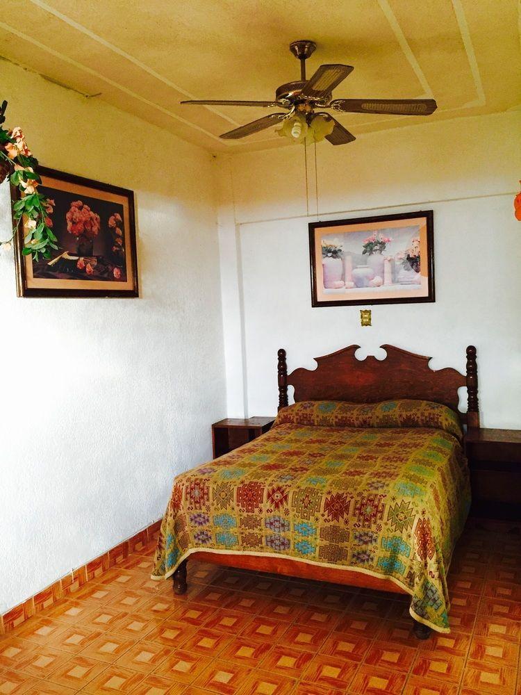Hotel Mario'S Inn Ramos Arizpe Екстер'єр фото